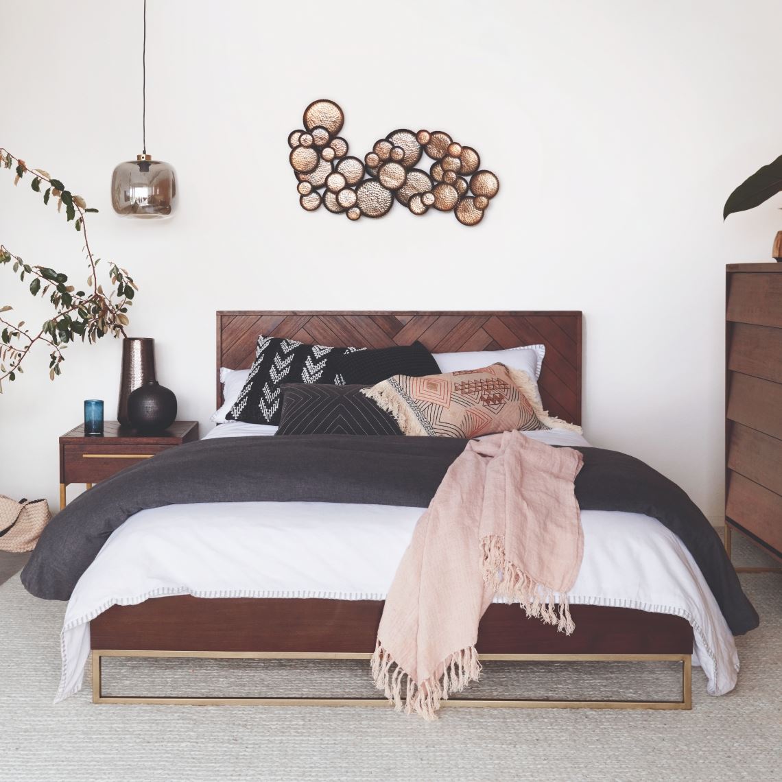 Parque Bed King (PI) Dark Stain & Brass (PI) by Freedom by Freedom