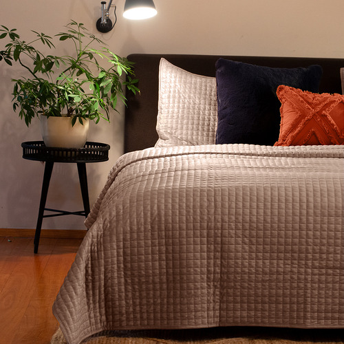 Adela Velvet Quilted Coverlet Set Colour Sandstone by Temple & ster
