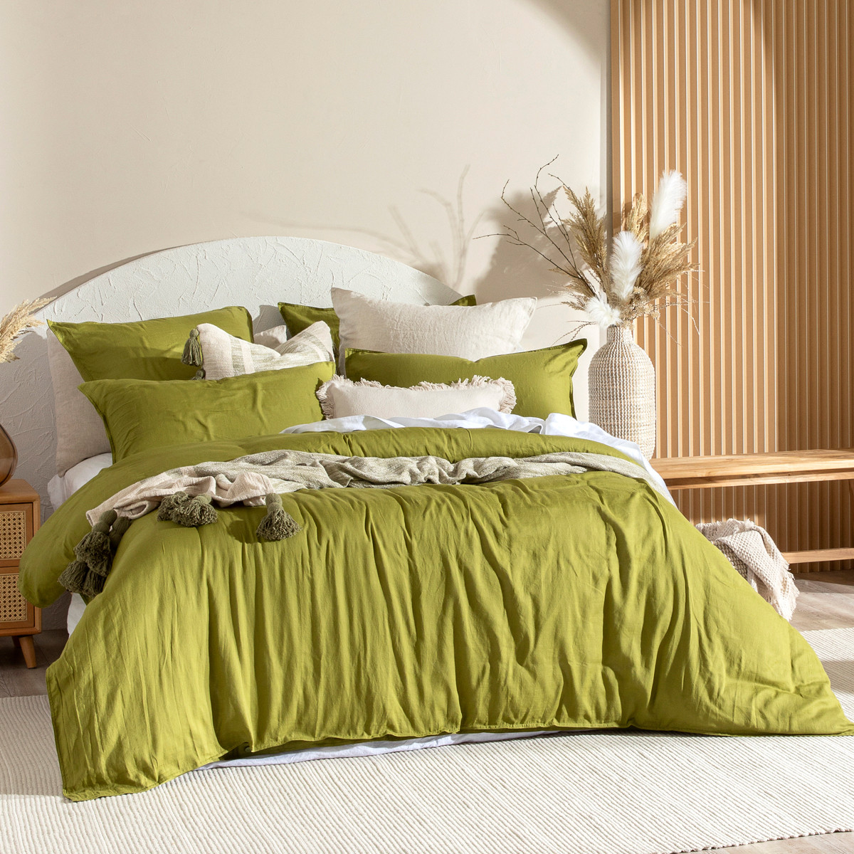 Essentials Washed Linen Look Grass Green Quilt Cover Set Grass Green Super King Bed Quilt Cover