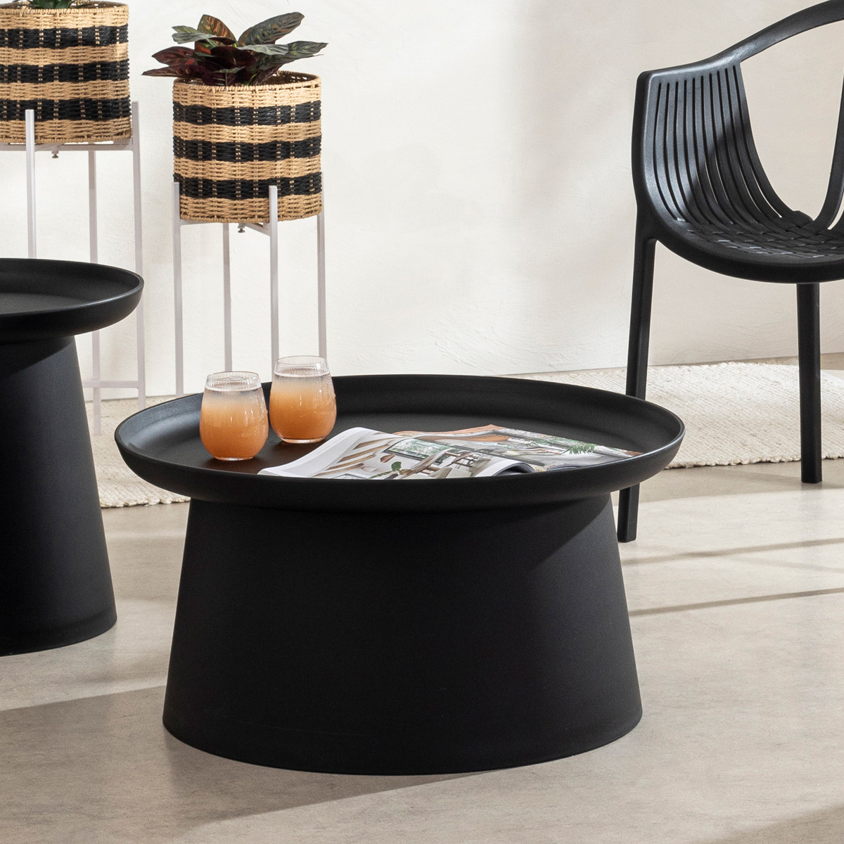 Sundays By Pillow Talk Airlie Black Coffee Table Black Standard by