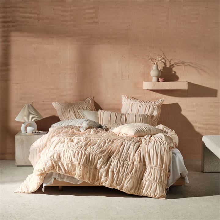 Layla Cotton Quilt Cover Set Size Single in Pink by Linen House by