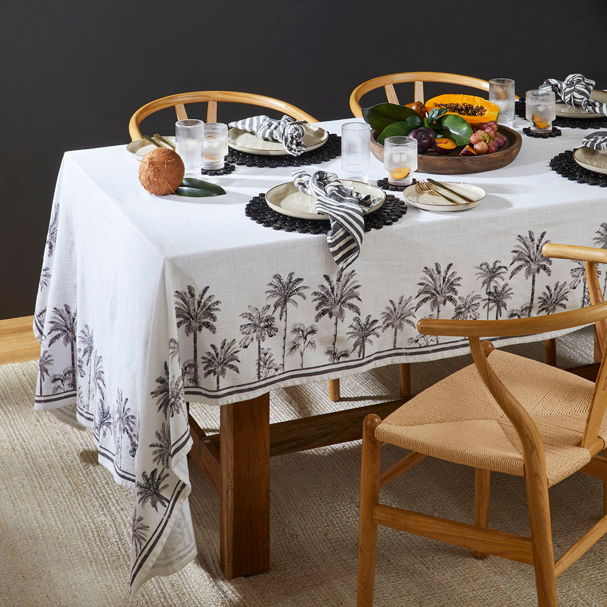 Habitat Tahiti Black/White Table Linen Range White/Black Rectangle